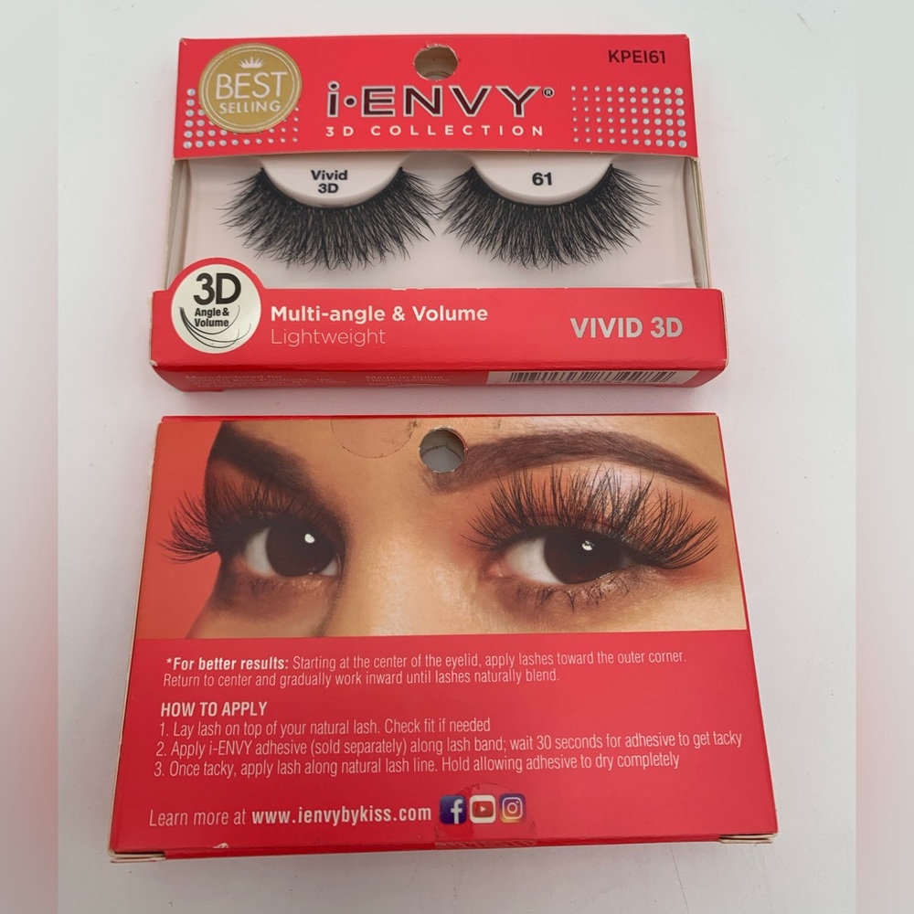 i-ENVY Vivid 3D Eyelashes 2 packs!!!